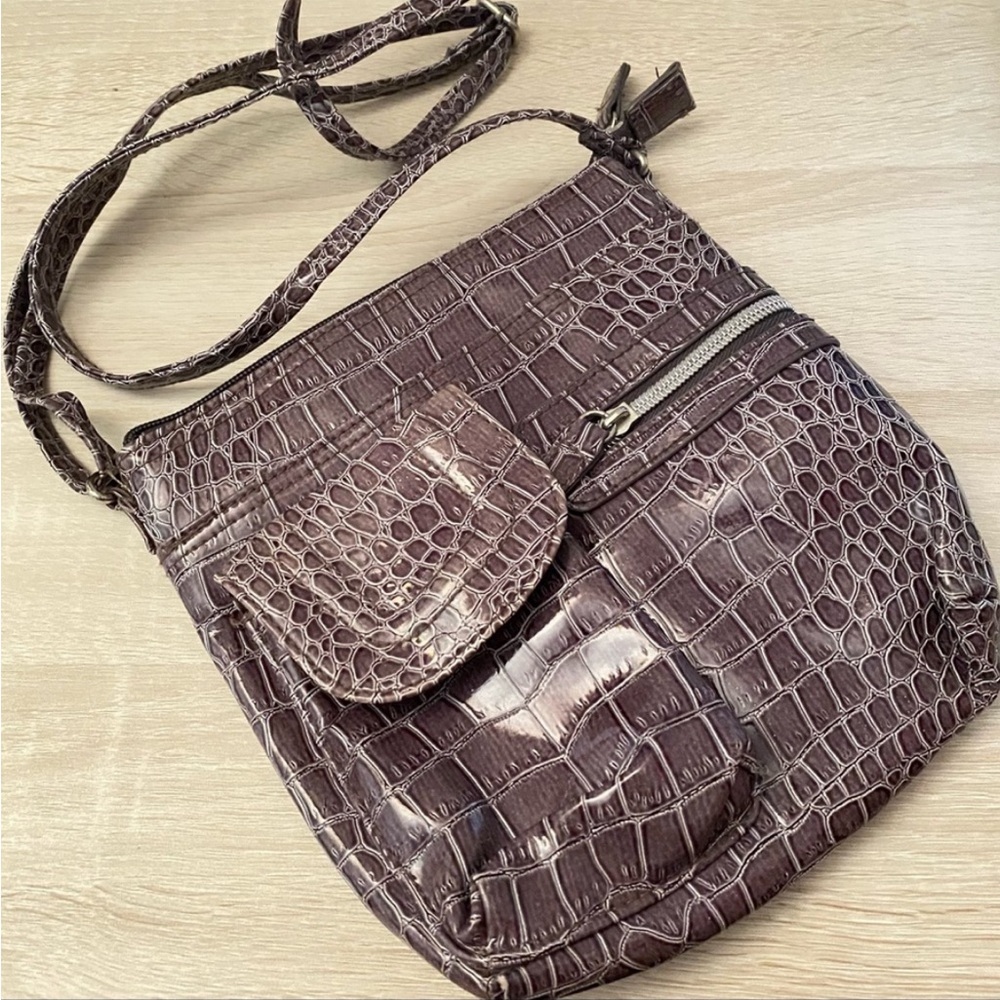 Purple purse